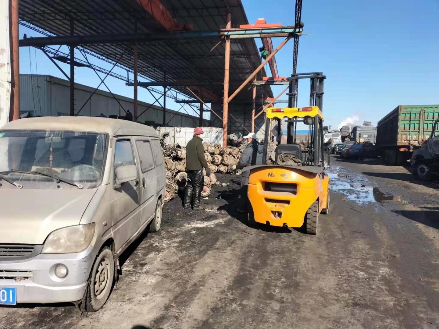 北京老舊機(jī)動車拆解大概要多少錢？